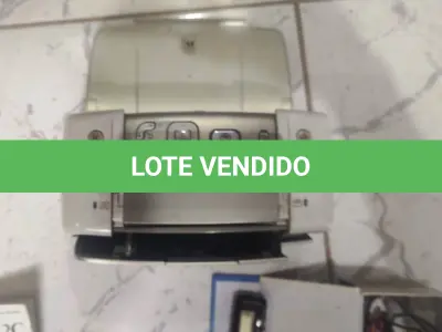 LOTE 498 - 01 LOTE COM DIVERSOS ÍTENS MESA DE EDIÇÃO, DIGITAL VOICE IMPRESSORA DE FOTOS FUNCIONANDO MANUAL HP. (NO ESTADO) ATENÇÃO! FAZER A VISITAÇÃO ANTES DE ARREMATAR, NÃO SABEMOS SE FUNCIONA, LEILÃO NÃO TEM GARANTIA E NEM DEVOLUÇÃO, SUJEITO A POSSÍVEIS AVARIAS VISÍVEIS/OCULTAS E/OU AUSÊNCIA DE COMPONENTES.