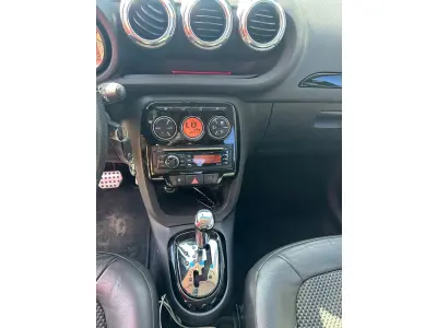LOTE 002 - 01 CITROEN AIRCROSS EXC AUTOMATICO COMPLETO 2012/2013 IPVA 2023 PAGO KM 64.000,CAMBIO AUTOMATICO, VIDRO ELÉTRICO, SENSOR DE ESTACIONAMENTO, SOM ORIGINAL COM BLUETOOTH E USB E COMANDOS NO VOLANTE, AIRBAGS, AR CONDICIONADO, TRAVA ELÉTRICA, RETROVISOR ELÉTRICO, ALARME, COMPUTADOR DE BORDO, RODAS DE LIGA LEVE, VOLANTE MULTIFUNCIONAL, PILOTO AUTOMÁTICO, CHAVE RESERVA, MANUAL, 2 PNEUS ZERO, DOCUMENTO IPVA 2023 PAGO PLACA MERCOSUL (NO ESTADO)