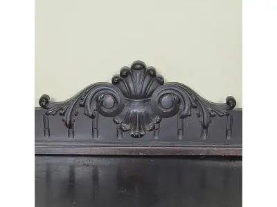 LOTE 064 - BUFFET APARADOR DA DÉCADA DE 1930 MANUELINO UM PÉ SOLTO SÓ APENAS PARAFUSAR PARTE DE CIMA SOLTA FALTA APENAS UM.PINO ALTURA. 123 COMPRIMENTO. 137 X LARGURA. 62 (NO ESTADO)