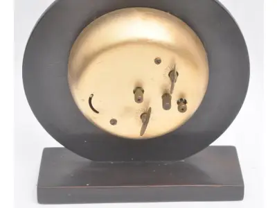 LOTE 068 - RELÓGIO DE MESA ,WESTCLOX , EM JACARANDÁ , 20/18 CM , NÃO FUNCIONA (NO ESTADO)