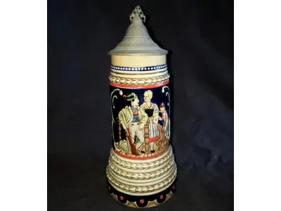 LOTE 073 - DUAS ANTIGAS E RARAS TANKARDS, CIRCA DE 1940 (NO ESTADO)