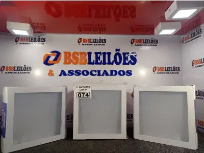 LOTE 074 - 03 LUMINÁRIAS DE EMBUTIR MARCAS EDIBRAZ. (NO ESTADO) ATENÇÃO! FAZER A VISITAÇÃO ANTES DE ARREMATAR, NÃO SABEMOS SE FUNCIONA. LEILÃO NÃO TEM GARANTIA E NEM DEVOLUÇÃO, SUJEITO A POSSÍVEIS AVARIAS VISÍVEIS/OCULTAS E/OU AUSÊNCIA DE COMPONENTES.