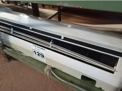 LOTE 129 - 01 EVAPORADORA MARCA LG. (NO ESTADO) ATENÇÃO! FAZER A VISITAÇÃO ANTES DE ARREMATAR, NÃO SABEMOS SE FUNCIONA. LEILÃO NÃO TEM GARANTIA E NEM DEVOLUÇÃO, SUJEITO A POSSÍVEIS AVARIAS VISÍVEIS/OCULTAS E/OU AUSÊNCIA DE COMPONENTES.