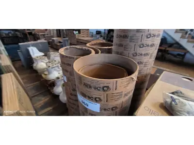 LOTE 060 - 02 FORMAS EM PAPELÃO PARA COLUNAS (NO ESTADO, NÃO SABEMOS SE FUNCIONA. LEILÃO NÃO TEM GARANTIA E NEM DEVOLUÇÃO).