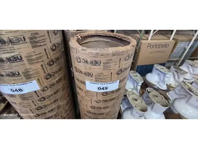 LOTE 049 - 02 FORMAS EM PAPELÃO PARA COLUNAS (NO ESTADO, NÃO SABEMOS SE FUNCIONA. LEILÃO NÃO TEM GARANTIA E NEM DEVOLUÇÃO).