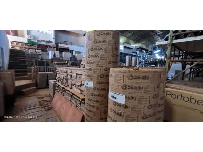 LOTE 048 - 02 FORMAS EM PAPELÃO PARA COLUNAS (NO ESTADO, NÃO SABEMOS SE FUNCIONA. LEILÃO NÃO TEM GARANTIA E NEM DEVOLUÇÃO).