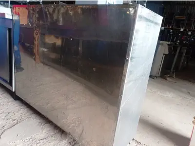 LOTE 152 - 01 ARMÁRIO PARA 54 BANDEJAS EM AÇO INOX. (NO ESTADO, NÃO SABEMOS SE FUNCIONA. LEILÃO NÃO TEM GARANTIA E NEM DEVOLUÇÃO).