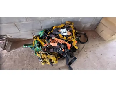 LOTE 065 - 01 LOTE COM CINTOS DE SEGURANÇA (NO ESTADO)