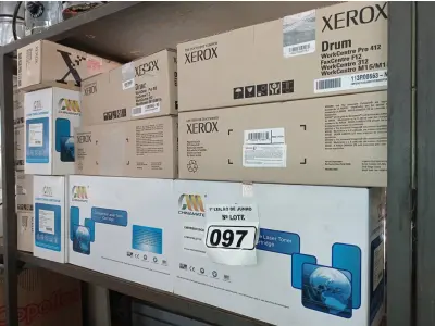 LOTE 097 - 01 LOTE DE TONNER’S, SENDO 09 XEROX PRO 412 E 10 TONNERS CHINAMATE X 3428 COMPATÍVEL COM PHASER 3428/3428D/3428DN. (NO ESTADO) ATENÇÃO! FAZER A VISITAÇÃO ANTES DE ARREMATAR, NÃO SABEMOS SE FUNCIONA. LEILÃO NÃO TEM GARANTIA E NEM DEVOLUÇÃO, SUJEITO A POSSÍVEIS AVARIAS VISÍVEIS/OCULTAS E/OU AUSÊNCIA DE COMPONENTES.