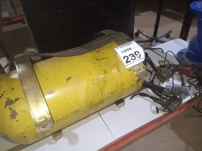 LOTE 239 - 01 KIT GNV COMPLETO - QUINTA GERAÇÃO. (NO ESTADO) ATENÇÃO! FAZER A VISITAÇÃO ANTES DE ARREMATAR, NÃO SABEMOS SE FUNCIONA, LEILÃO NÃO TEM GARANTIA E NEM DEVOLUÇÃO, SUJEITO A POSSÍVEIS AVARIAS VISÍVEIS/OCULTAS E/OU AUSÊNCIA DE COMPONENTES.