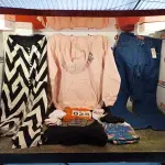 LOTE 025 - 15 – PEÇAS DE ROUPAS FEMININAS DIVERSAS (NO ESTADO, NÃO SABEMOS SE FUNCIONA. LEILÃO NÃO TEM GARANTIA E NEM DEVOLUÇÃO, SUJEITO A POSSÍVEIS AVARIAS VISÍVEIS/OCULTAS E/OU AUSÊNCIA DE COMPONENTES)