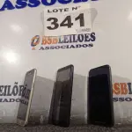 LOTE 341 - 03 – APARELHOS CELULARES DIVERSOS (NO ESTADO, NÃO SABEMOS SE FUNCIONA. LEILÃO NÃO TEM GARANTIA E NEM DEVOLUÇÃO, SUJEITO A POSSÍVEIS AVARIAS VISÍVEIS/OCULTAS E/OU AUSÊNCIA DE COMPONENTES)