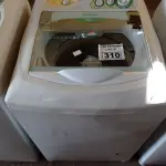LOTE 310 - 01 MÁQUINA DE LAVAR ROUPAS MARCA CÔNSUL CAPACIDADE 10KG 220V. (NO ESTADO) ATENÇÃO! FAZER A VISITAÇÃO ANTES DE ARREMATAR, NÃO SABEMOS SE FUNCIONA. LEILÃO NÃO TEM GARANTIA E NEM DEVOLUÇÃO, SUJEITO A POSSÍVEIS AVARIAS VISÍVEIS/OCULTAS E/OU AUSÊNCIA DE COMPONENTES.