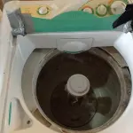 LOTE 310 - 01 MÁQUINA DE LAVAR ROUPAS MARCA CÔNSUL CAPACIDADE 10KG 220V. (NO ESTADO) ATENÇÃO! FAZER A VISITAÇÃO ANTES DE ARREMATAR, NÃO SABEMOS SE FUNCIONA. LEILÃO NÃO TEM GARANTIA E NEM DEVOLUÇÃO, SUJEITO A POSSÍVEIS AVARIAS VISÍVEIS/OCULTAS E/OU AUSÊNCIA DE COMPONENTES.