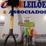 LOTE 022 - 01 CONJUNTO PARA JARDINAGEM E 01 MINI PÁ PARA ACAMPAMENTO. (NO ESTADO) ATENÇÃO! FAZER A VISITAÇÃO ANTES DE ARREMATAR, NÃO SABEMOS SE FUNCIONA. LEILÃO NÃO TEM GARANTIA E NEM DEVOLUÇÃO, SUJEITO A POSSÍVEIS AVARIAS VISÍVEIS/OCULTAS E/OU AUSÊNCIA DE COMPONENTES.