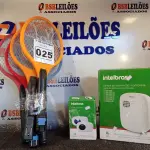 LOTE 025 - 01 CENTRAL, 01 TECLADO DE ALARME E 05 RAQUETES MATA MOSQUITO. (NO ESTADO) ATENÇÃO! FAZER A VISITAÇÃO ANTES DE ARREMATAR, NÃO SABEMOS SE FUNCIONA. LEILÃO NÃO TEM GARANTIA E NEM DEVOLUÇÃO, SUJEITO A POSSÍVEIS AVARIAS VISÍVEIS/OCULTAS E/OU AUSÊNCIA DE COMPONENTES.