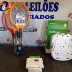 LOTE 025 - 01 CENTRAL, 01 TECLADO DE ALARME E 05 RAQUETES MATA MOSQUITO. (NO ESTADO) ATENÇÃO! FAZER A VISITAÇÃO ANTES DE ARREMATAR, NÃO SABEMOS SE FUNCIONA. LEILÃO NÃO TEM GARANTIA E NEM DEVOLUÇÃO, SUJEITO A POSSÍVEIS AVARIAS VISÍVEIS/OCULTAS E/OU AUSÊNCIA DE COMPONENTES.