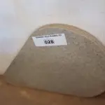 LOTE 028 - 04 PEDRAS NA COR CINZA (NO ESTADO, NÃO SABEMOS SE FUNCIONA. LEILÃO NÃO TEM GARANTIA E NEM DEVOLUÇÃO).