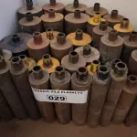 LOTE 029 - 01 LOTE COM BROCAS PARA FURADEIRA VERTICAL COM AVARIAS (NO ESTADO, NÃO SABEMOS SE FUNCIONA. LEILÃO NÃO TEM GARANTIA E NEM DEVOLUÇÃO).