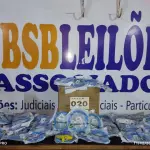 LOTE 020 - 55 - CABOS DE REDES (APROXIMADAMENTE.) (NO ESTADO, NÃO SABEMOS SE FUNCIONA. LEILÃO NÃO TEM GARANTIA E NEM DEVOLUÇÃO, SUJEITO A POSSÍVEIS AVARIAS VISÍVEIS/OCULTAS E/OU AUSÊNCIA DE COMPONENTES)