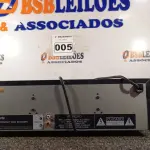 LOTE 005 - 01 APARELHO COMPACT DISC CHANGER MARCA GRADIENTE. (NO ESTADO) ATENÇÃO! FAZER A VISITAÇÃO ANTES DE ARREMATAR, NÃO SABEMOS SE FUNCIONA. LEILÃO NÃO TEM GARANTIA E NEM DEVOLUÇÃO, SUJEITO A POSSÍVEIS AVARIAS VISÍVEIS/OCULTAS E/OU AUSÊNCIA DE COMPONENTES.