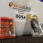 LOTE 005 - 01 KIT CHAVE TORX E 01 KIT DE CHAVES DE PRECISÃO. (NO ESTADO) ATENÇÃO! FAZER A VISITAÇÃO ANTES DE ARREMATAR, NÃO SABEMOS SE FUNCIONA. LEILÃO NÃO TEM GARANTIA E NEM DEVOLUÇÃO, SUJEITO A POSSÍVEIS AVARIAS VISÍVEIS/OCULTAS E/OU AUSÊNCIA DE COMPONENTES.