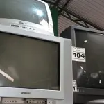 LOTE 104 - 04 TV’S DE TUBO MARCAS E MODELOS DIVERSOS. (NO ESTADO) ATENÇÃO! FAZER A VISITAÇÃO ANTES DE ARREMATAR, NÃO SABEMOS SE FUNCIONA. LEILÃO NÃO TEM GARANTIA E NEM DEVOLUÇÃO, SUJEITO A POSSÍVEIS AVARIAS VISÍVEIS/OCULTAS E/OU AUSÊNCIA DE COMPONENTES.