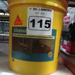 LOTE 115 - 01 BALDE DE SIKANOL ALVENARIA, ADITIVO PLASTIFICANTE PARA ARGAMASSA DE ASSENTAMENTO E REBOCO 18L. (NO ESTADO) ATENÇÃO! FAZER A VISITAÇÃO ANTES DE ARREMATAR, NÃO SABEMOS SE FUNCIONA. LEILÃO NÃO TEM GARANTIA E NEM DEVOLUÇÃO, SUJEITO A POSSÍVEIS AVARIAS VISÍVEIS/OCULTAS E/OU AUSÊNCIA DE COMPONENTES.