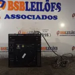 LOTE 016 - 01 CDJ PIONEER 700S. (NO ESTADO) ATENÇÃO! FAZER A VISITAÇÃO ANTES DE ARREMATAR, NÃO SABEMOS SE FUNCIONA. LEILÃO NÃO TEM GARANTIA E NEM DEVOLUÇÃO, SUJEITO A POSSÍVEIS AVARIAS VISÍVEIS/OCULTAS E/OU AUSÊNCIA DE COMPONENTES.