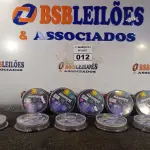 LOTE 012 - 01 LOTE COM APROXIMADAMENTE 100 MÍDIAS DE BLUE RAY MAX PRINT. (NO ESTADO) ATENÇÃO! FAZER A VISITAÇÃO ANTES DE ARREMATAR, NÃO SABEMOS SE FUNCIONA. LEILÃO NÃO TEM GARANTIA E NEM DEVOLUÇÃO, SUJEITO A POSSÍVEIS AVARIAS VISÍVEIS/OCULTAS E/OU AUSÊNCIA DE COMPONENTES.