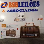 LOTE 014 - 01 RADIO AM/FM/SW/USB/CARTÃO DE MEMÓRIA/AUXILIAR/RECEPTOR DE 3BANDAS. (NO ESTADO) ATENÇÃO! FAZER A VISITAÇÃO ANTES DE ARREMATAR, NÃO SABEMOS SE FUNCIONA. LEILÃO NÃO TEM GARANTIA E NEM DEVOLUÇÃO, SUJEITO A POSSÍVEIS AVARIAS VISÍVEIS/OCULTAS E/OU AUSÊNCIA DE COMPONENTES.