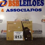 LOTE 013 - 01 RÁDIO COMUNICADOR. (NO ESTADO) ATENÇÃO! FAZER A VISITAÇÃO ANTES DE ARREMATAR, NÃO SABEMOS SE FUNCIONA. LEILÃO NÃO TEM GARANTIA E NEM DEVOLUÇÃO, SUJEITO A POSSÍVEIS AVARIAS VISÍVEIS/OCULTAS E/OU AUSÊNCIA DE COMPONENTES.