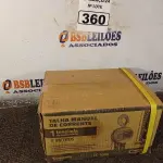 LOTE 360 - 01 TALHA MANUAL DE CORRENTE 1 TONELADA DE CAPACIDADE E 05 METROS MODELO: TC1000 CSM RENTAL PRO. (NOVO). (NO ESTADO) ATENÇÃO! FAZER A VISITAÇÃO ANTES DE ARREMATAR, NÃO SABEMOS SE FUNCIONA. LEILÃO NÃO TEM GARANTIA E NEM DEVOLUÇÃO, SUJEITO A POSSÍVEIS AVARIAS VISÍVEIS/OCULTAS E/OU AUSÊNCIA DE COMPONENTES.