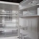 LOTE 014 - 01 REFRIGERADOR BRASTEMP 220V MODELO: BRE57BBNA00. (REFRIGERATOR) (NO ESTADO) AV9875A