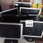 LOTE 002 - 07 MONITORES MARCAS E MODELOS DIVERSOS PARA RETIRADA DE PEÇAS. (NO ESTADO) ATENÇÃO! FAZER A VISITAÇÃO ANTES DE ARREMATAR, NÃO SABEMOS SE FUNCIONA. LEILÃO NÃO TEM GARANTIA E NEM DEVOLUÇÃO, SUJEITO A POSSÍVEIS AVARIAS VISÍVEIS/OCULTAS E/OU AUSÊNCIA DE COMPONENTES.