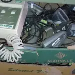 LOTE 023 - 01 LOTE COM VÁRIOS LEITORES DE CÓDIGO DE BARRAS E 02 PAINÉIS DE ALARME MARCAS E MODELOS DIVERSOS. (NO ESTADO) ATENÇÃO! FAZER A VISITAÇÃO ANTES DE ARREMATAR, NÃO SABEMOS SE FUNCIONA. LEILÃO NÃO TEM GARANTIA E NEM DEVOLUÇÃO, SUJEITO A POSSÍVEIS AVARIAS VISÍVEIS/OCULTAS E/OU AUSÊNCIA DE COMPONENTES.