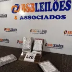 LOTE 020 - 04 HD’S PARA SERVIDOR, SENDO 02 DE 1TB E 02 DE 4TB. (NO ESTADO) ATENÇÃO! FAZER A VISITAÇÃO ANTES DE ARREMATAR, NÃO SABEMOS SE FUNCIONA. LEILÃO NÃO TEM GARANTIA E NEM DEVOLUÇÃO, SUJEITO A POSSÍVEIS AVARIAS VISÍVEIS/OCULTAS E/OU AUSÊNCIA DE COMPONENTES.