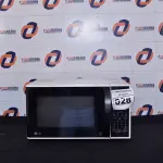 LOTE 028 - 01 FORNO MICRO-ONDAS 30L MARCA LG 220V. (OVEN, MICROWAVE) (NO ESTADO) BF8676P