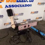 LOTE 029 - 01 PRANCHA COM AVARIAS, 01 SECADOR DE CABELO E 01 ESCOVA SECADORA/MODELADORA 220V. (LIGANDO) (NO ESTADO) ATENÇÃO! FAZER A VISITAÇÃO ANTES DE ARREMATAR, NÃO SABEMOS SE FUNCIONA. LEILÃO NÃO TEM GARANTIA E NEM DEVOLUÇÃO, SUJEITO A POSSÍVEIS AVARIAS VISÍVEIS/OCULTAS E/OU AUSÊNCIA DE COMPONENTES.