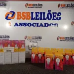 LOTE 020 - 20 LÂMPADAS BULBO LED A60 9W BIVOLT 3000K – ELGIN NOVO. (NO ESTADO)