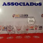 LOTE 026 - 05 TAÇAS EM CRISTAL PARA VINHO BRANCO. (NO ESTADO EM QUE SE ENCONTRA) ATENÇÃO! FAZER A VISITAÇÃO ANTES DE ARREMATAR, NÃO SABEMOS SE FUNCIONA. LEILÃO NÃO TEM GARANTIA E NEM DEVOLUÇÃO, SUJEITO A POSSÍVEIS AVARIAS VISÍVEIS/OCULTAS E/OU AUSÊNCIA DE COMPONENTES.  