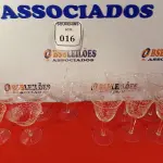 LOTE 016 - 06 TAÇAS EM CRISTAL PÉ ALTO PARA LICOR E 05 TAÇAS EM CRISTAL PÉ MÉDIO PARA LICOR. (NO ESTADO EM QUE SE ENCONTRA) ATENÇÃO! FAZER A VISITAÇÃO ANTES DE ARREMATAR, NÃO SABEMOS SE FUNCIONA. LEILÃO NÃO TEM GARANTIA E NEM DEVOLUÇÃO, SUJEITO A POSSÍVEIS AVARIAS VISÍVEIS/OCULTAS E/OU AUSÊNCIA DE COMPONENTES.  