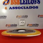 LOTE 024 - 01 BELÍSSIMO PRATO MURANO PRETO/LARANJA YIN-YANG. (NO ESTADO EM QUE SE ENCONTRA) ATENÇÃO! FAZER A VISITAÇÃO ANTES DE ARREMATAR, NÃO SABEMOS SE FUNCIONA. LEILÃO NÃO TEM GARANTIA E NEM DEVOLUÇÃO, SUJEITO A POSSÍVEIS AVARIAS VISÍVEIS/OCULTAS E/OU AUSÊNCIA DE COMPONENTES. 