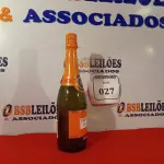 LOTE 027 -  01 GARRAFA DE ESPUMANTE SPERONE PROSECCO BRUT 75CL LACRADO. (NO ESTADO EM QUE SE ENCONTRA) ATENÇÃO! FAZER A VISITAÇÃO ANTES DE ARREMATAR, NÃO SABEMOS SE FUNCIONA. LEILÃO NÃO TEM GARANTIA E NEM DEVOLUÇÃO, SUJEITO A POSSÍVEIS AVARIAS VISÍVEIS/OCULTAS E/OU AUSÊNCIA DE COMPONENTES.  