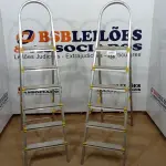 LOTE 166 - 02 ESCADAS DE ALUMÍNIO DOBRÁVEL. (NO ESTADO) ATENÇÃO! FAZER A VISITAÇÃO ANTES DE ARREMATAR, NÃO SABEMOS SE FUNCIONA, LEILÃO NÃO TEM GARANTIA E NEM DEVOLUÇÃO, SUJEITO A POSSÍVEIS AVARIAS VISÍVEIS/OCULTAS E/OU AUSÊNCIA DE COMPONENTES.