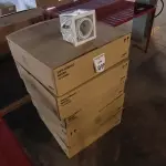 05 CAIXAS COM 09 LUMINÁRIAS SPOT DE EMBUTIR QUADRADO FOCUS 30 A BRANCO FOSCO. (NO ESTADO) ATENÇÃO! FAZER A VISITAÇÃO ANTES DE ARREMATAR, NÃO SABEMOS SE FUNCIONA, LEILÃO NÃO TEM GARANTIA E NEM DEVOLUÇÃO, SUJEITO A POSSÍVEIS AVARIAS VISÍVEIS/OCULTAS E/OU AUSÊNCIA DE COMPONENTES.