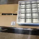 08 LUMINÁRIAS DE EMBUTIR PARA LÂMPADAS COM REATORES. (NO ESTADO) ATENÇÃO! FAZER A VISITAÇÃO ANTES DE ARREMATAR, NÃO SABEMOS SE FUNCIONA, LEILÃO NÃO TEM GARANTIA E NEM DEVOLUÇÃO, SUJEITO A POSSÍVEIS AVARIAS VISÍVEIS/OCULTAS E/OU AUSÊNCIA DE COMPONENTES.