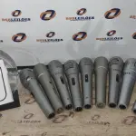09 MICROFONES DE MARCAS E MODELOS DIVERSOS. (NO ESTADO) ATENÇÃO! FAZER A VISITAÇÃO ANTES DE ARREMATAR, NÃO SABEMOS SE FUNCIONA, LEILÃO NÃO TEM GARANTIA E NEM DEVOLUÇÃO, SUJEITO A POSSÍVEIS AVARIAS VISÍVEIS/OCULTAS E/OU AUSÊNCIA DE COMPONENTES.