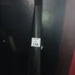 01 TELA DE PROJEÇÃO RETRÁTIL. (NO ESTADO) ATENÇÃO! FAZER A VISITAÇÃO ANTES DE ARREMATAR, NÃO SABEMOS SE FUNCIONA, LEILÃO NÃO TEM GARANTIA E NEM DEVOLUÇÃO, SUJEITO A POSSÍVEIS AVARIAS VISÍVEIS/OCULTAS E/OU AUSÊNCIA DE COMPONENTES.