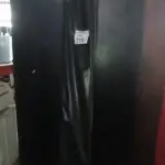 01 TELA DE PROJEÇÃO RETRÁTIL. (NO ESTADO) ATENÇÃO! FAZER A VISITAÇÃO ANTES DE ARREMATAR, NÃO SABEMOS SE FUNCIONA, LEILÃO NÃO TEM GARANTIA E NEM DEVOLUÇÃO, SUJEITO A POSSÍVEIS AVARIAS VISÍVEIS/OCULTAS E/OU AUSÊNCIA DE COMPONENTES.